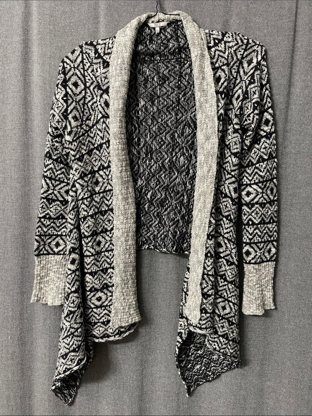 BKE Cozy Open-Front Black & Gray Patterned Women's Sweater Cardigan